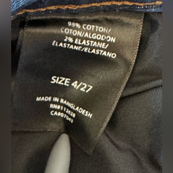 NWT Tahari Kelly Skinny Jeans Dark Wash Size 4/27 Classic Stretch Denim - Picture 7 of 9
